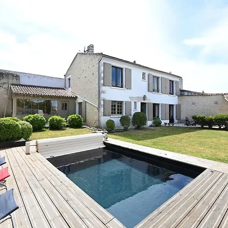 750 Puits Charraud Maison Familiale, Jardin, Piscine Villa