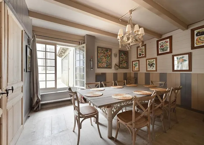 750 Puits Charraud Maison Familiale, Jardin, Piscine Villa