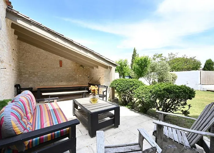 Villa 750 Puits Charraud Maison Familiale, Jardin, Piscine *