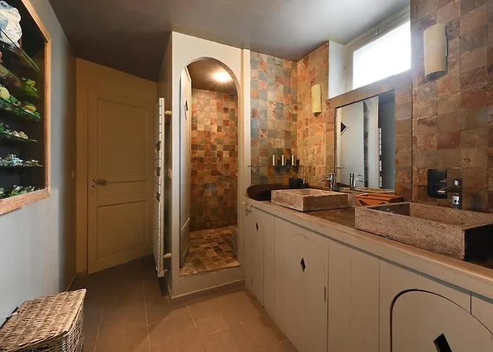 750 Puits Charraud Maison Familiale, Jardin, Piscine * La Flotte